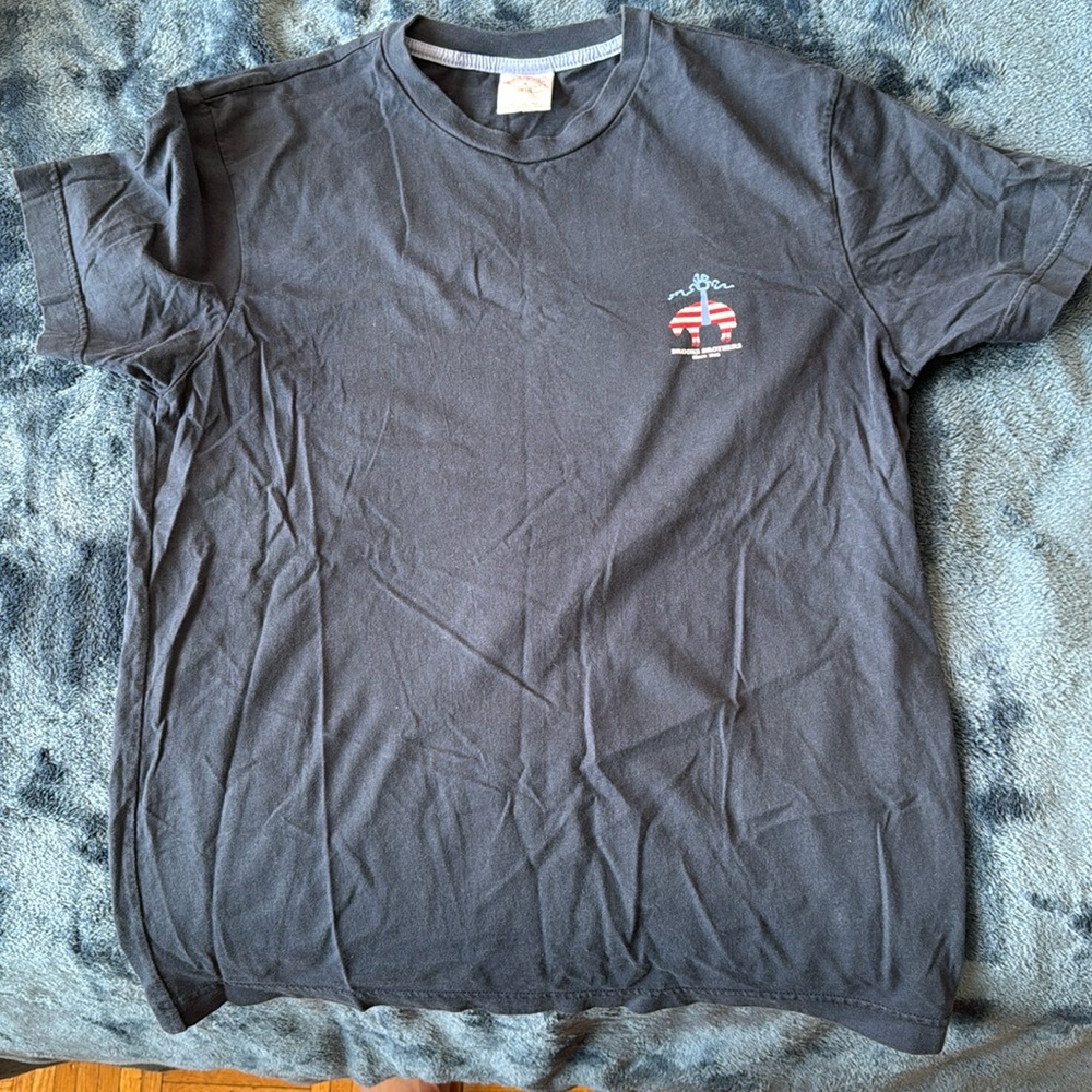 Men’s size S brooks brothers t shirt